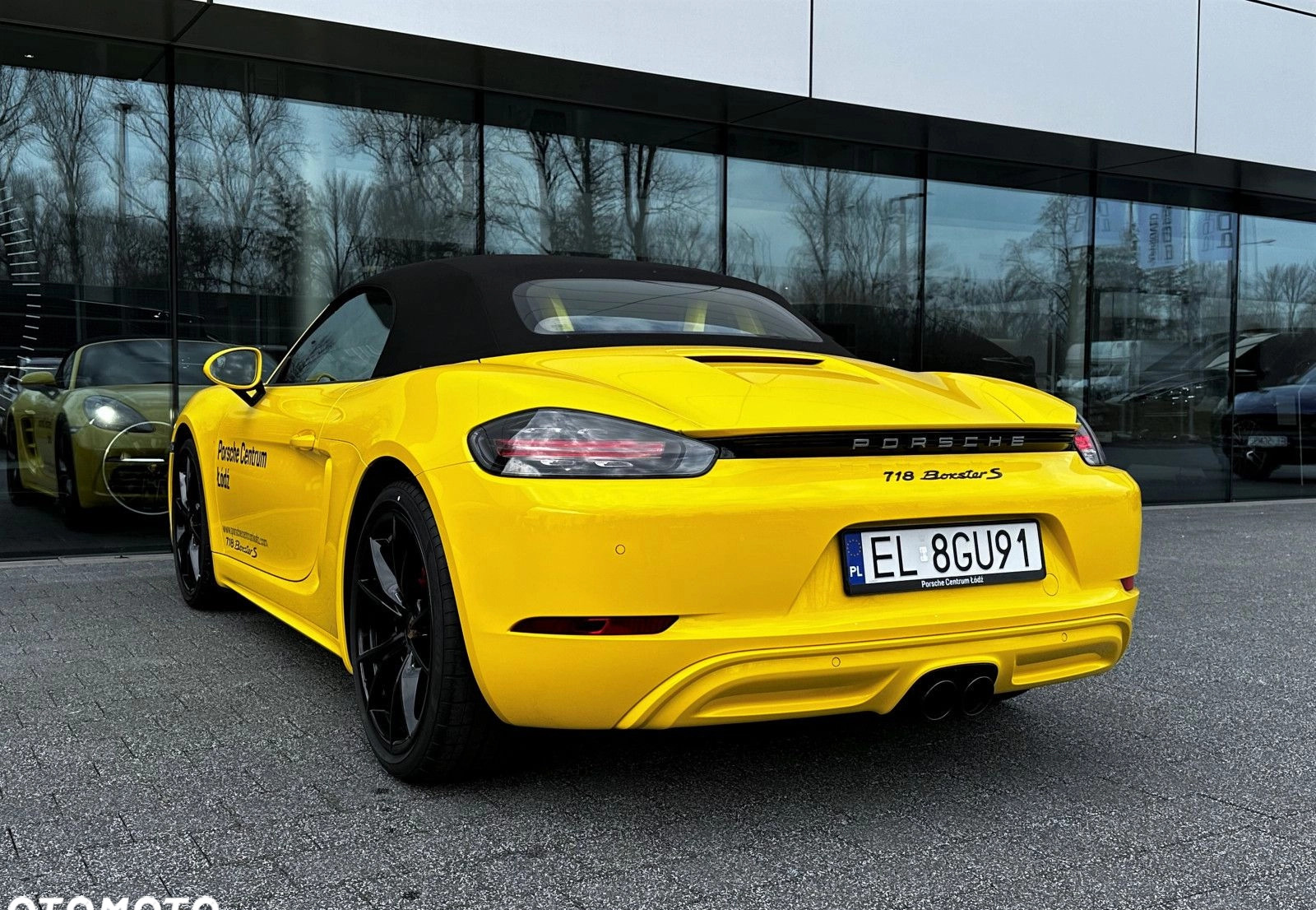 Porsche 718 Boxster cena 405200 przebieg: 3000, rok produkcji 2023 z Wleń małe 191